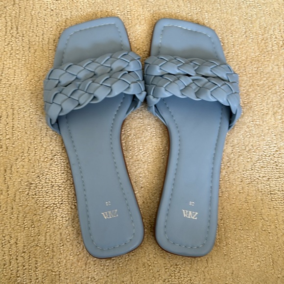 Zara Shoes - ZARA size 38/7.5 robins egg blue flat sandal slides. Braided leather. NWOT.